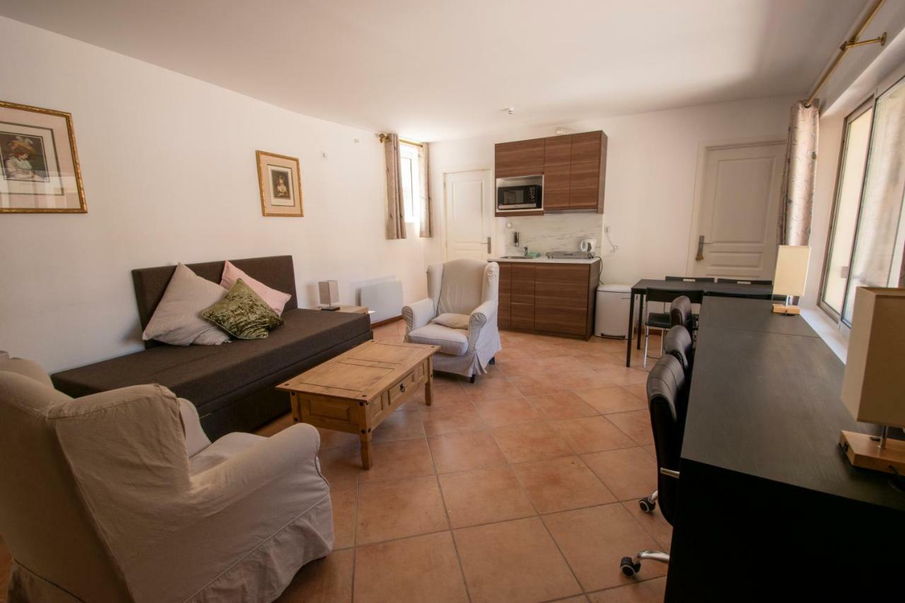 Ferienwohnung A L'Ombre Du Palais Avignon Exterior foto
